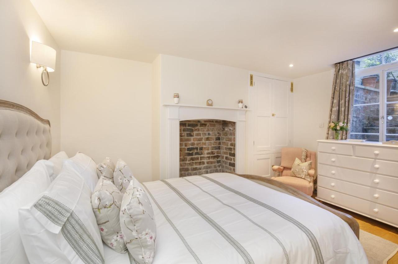 The Garden Square - Unique Luxury Apartment In Historic Garden Square - Ideal For 2 People ヨーク エクステリア 写真